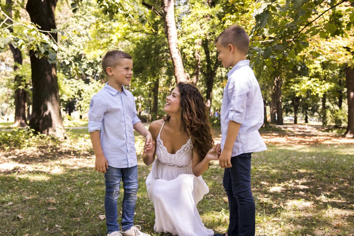 Entrada do Pajem no Casamento: Como Criar um Momento Inesquec&iacute;vel e Encantar Todos os Convidados