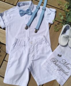 Conjunto de Batizado infantil menino com Bermuda Branca Camisa Manga Curta e Suspensório e Gravata Azul Bebe
