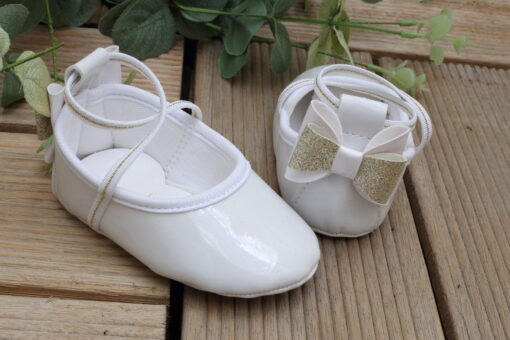 Sapato Infantil Ana feminino Branco Laço Dourado Batizado menina