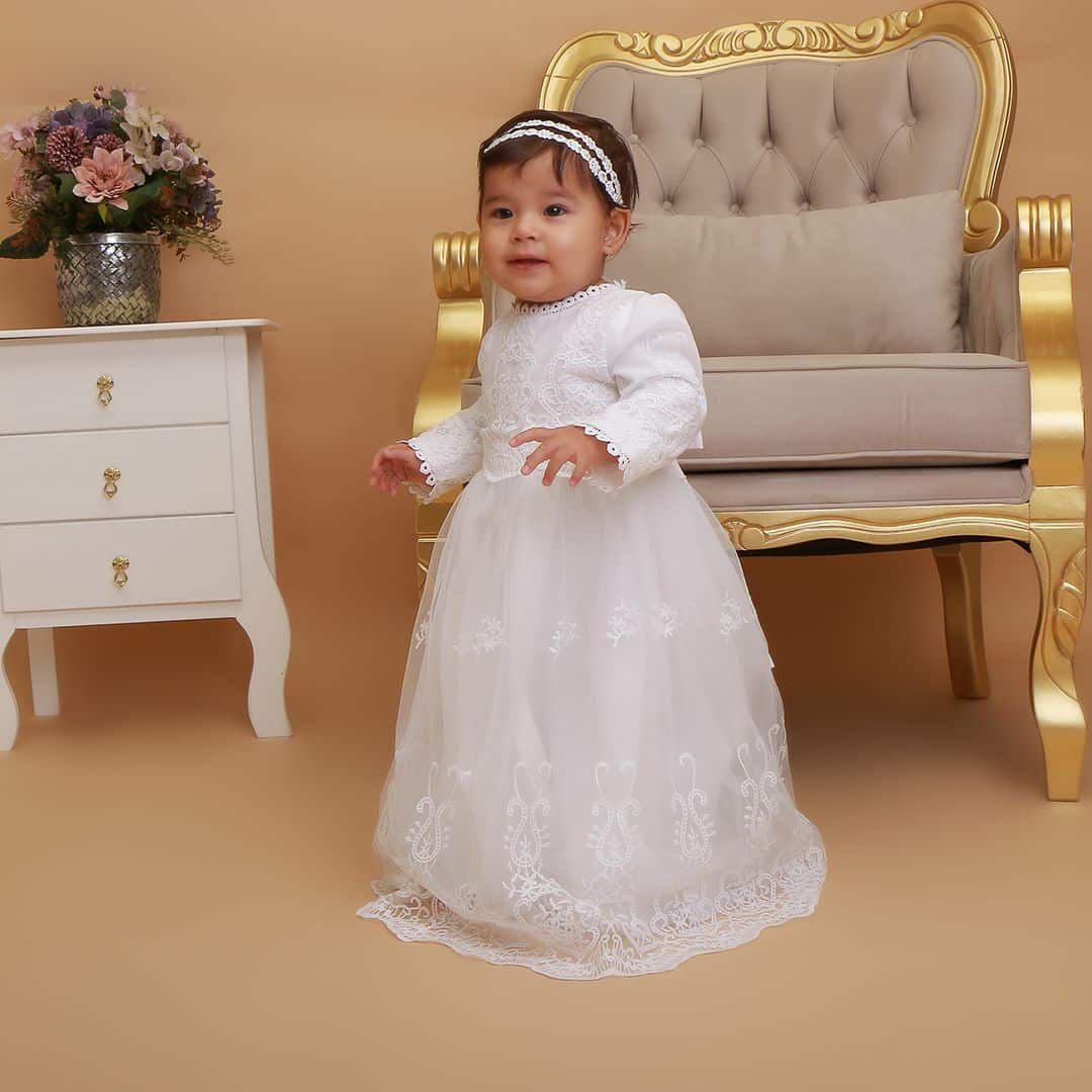 Mandrião Valentina Manga Longa Vestido Infantil Bebê Batizado Renda Branco  +Touca Luxo - Auhe Kids