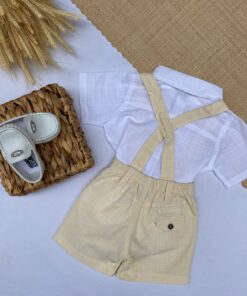Conjunto Verão Batizado Casamento infantil menino Bata Gola Padre manga curta e Jardineira bermuda Linho Amarelo