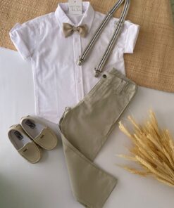 Conjunto Infantil Menino Camisa Manga Curta Calça Sarja Gravata e Suspensório Branco Preto Bege