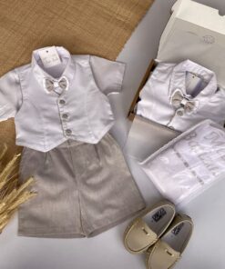 Conjunto Infantil Menino Premium Body Bermuda Gravata Borboleta Colete Branco e Bege Batizado Festas Casamentos