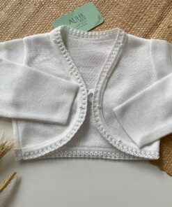 Bolero Infantil Batizado em Tricot Branco com Aplicação de Perolas Manga Longa