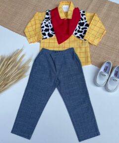 Conjunto Premium Menino Sheriff Woody Toy Story Calça Camisa Manga Longa Colete e Badana Festas Aniversário
