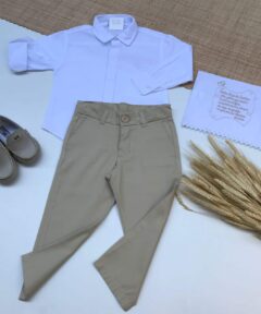 Conjunto Infantil Menino Calça Sarja Skinny Areia Camisa Tricoline Branco