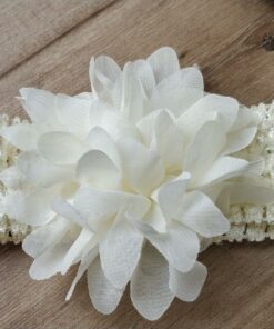 Faixa de cabeça com flor para bebês 0 a 2 anos renda artesanal Batizado e Festas Off White