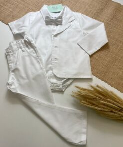 Conjunto Batizado Infantil Menino Body Cambraia Gravata Borboleta Blazer e Calça Sarja Branco Modelagem Oxford