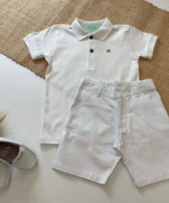 Conjunto Infantil Menino Verão Bermuda em Tecido Flamê Textura Linho Branco Camisa Polo Branco Luxo Festas