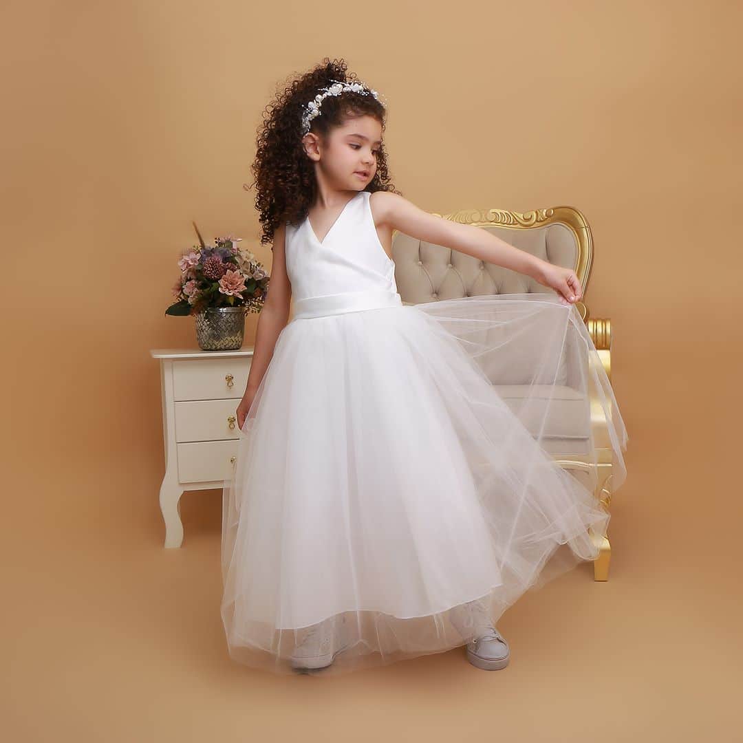 9 melhor ideia de Vestido princesinha sofia em 2023  vestido princesinha  sofia, vestido infantil festa, vestido da princesa sofia