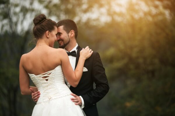 Casamento à Vista: O Guia Definitivo do Que Toda Noiva Deve Saber Antes de Dizer &#8216;Sim&#8217;!