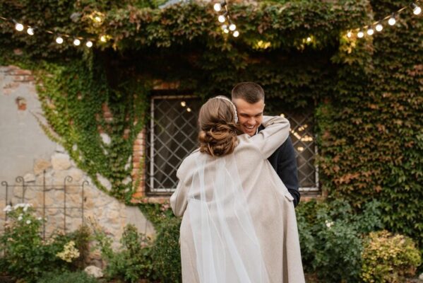 Desvendando os Mistérios: O Que Significa Casar em Maio?