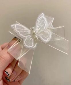 Laço de Cabelo Infantil Mel Off White Borboleta Pérolas Presilha Menina Batizado e Festas