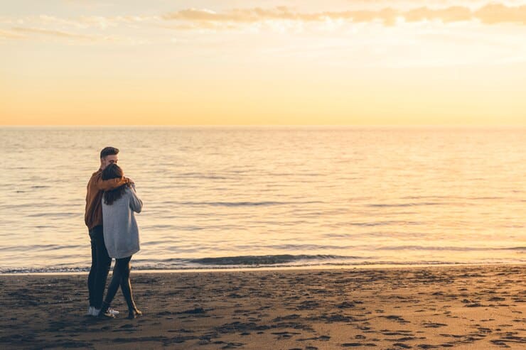 Casamento na Praia: Dicas Imperdíveis para Realizar o Casamento dos Seus Sonhos à Beira-Mar