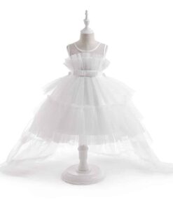 Vestido Infantil Mariana Branco em Tule com Cauda Elegante Menina Festa Aniversário Casamento Formatura