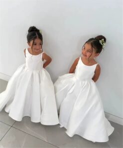 Vestido Infantil Yasmim Longo Branco em Cetim de Alcinha com Cauda e Laço Elegante Menina Festa Daminha Premium Luxo
